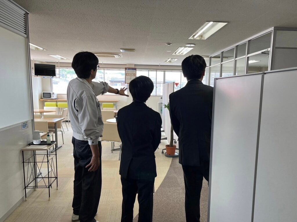 食堂・会議室エリア見学